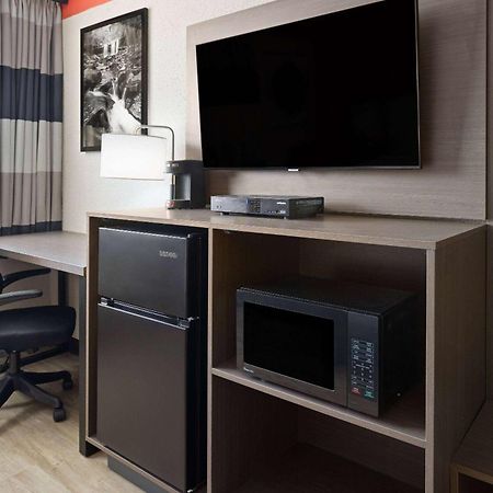 Hotel Ramada By Wyndham Parsippany Zewnętrze zdjęcie