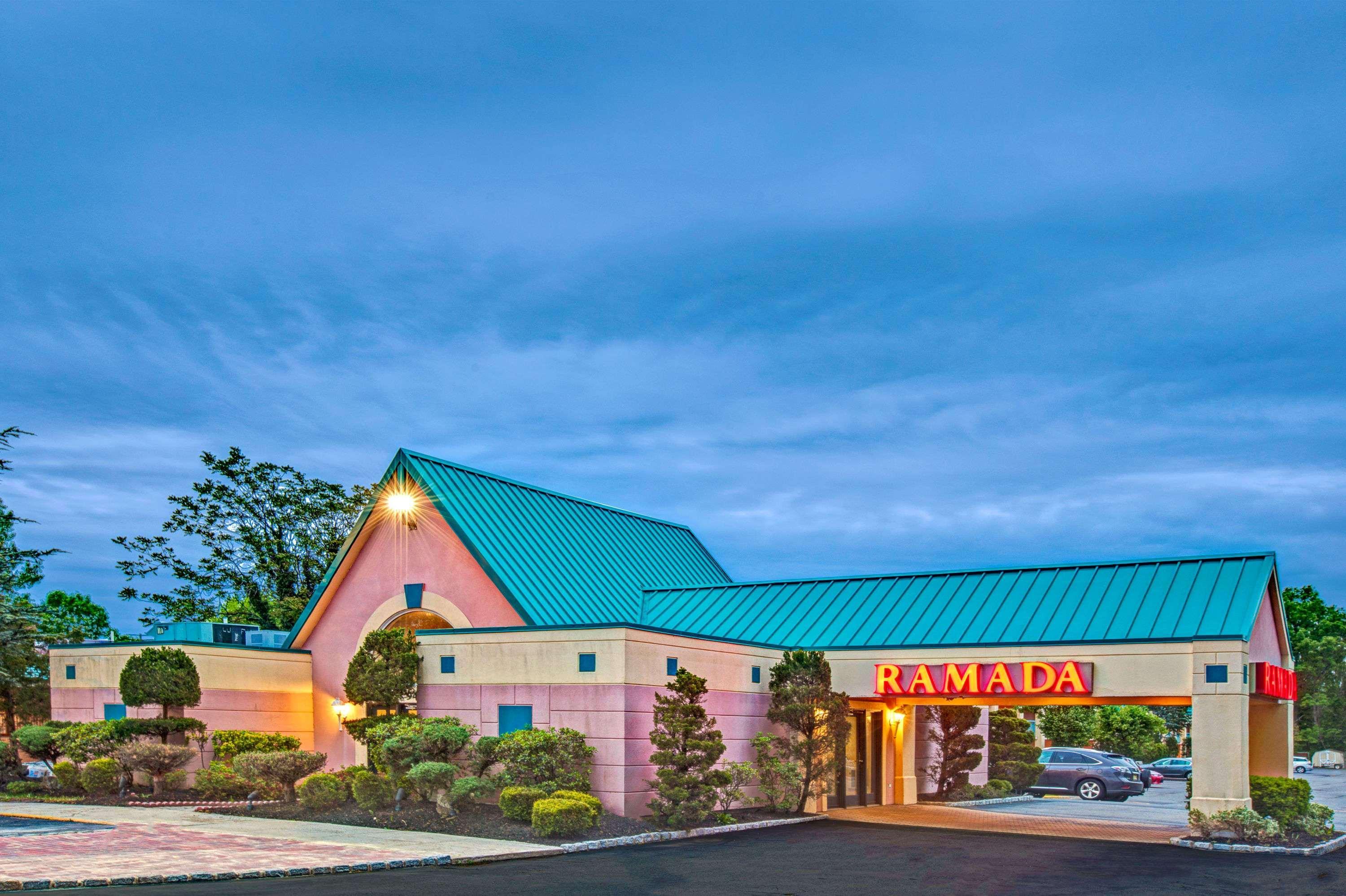 Hotel Ramada By Wyndham Parsippany Zewnętrze zdjęcie