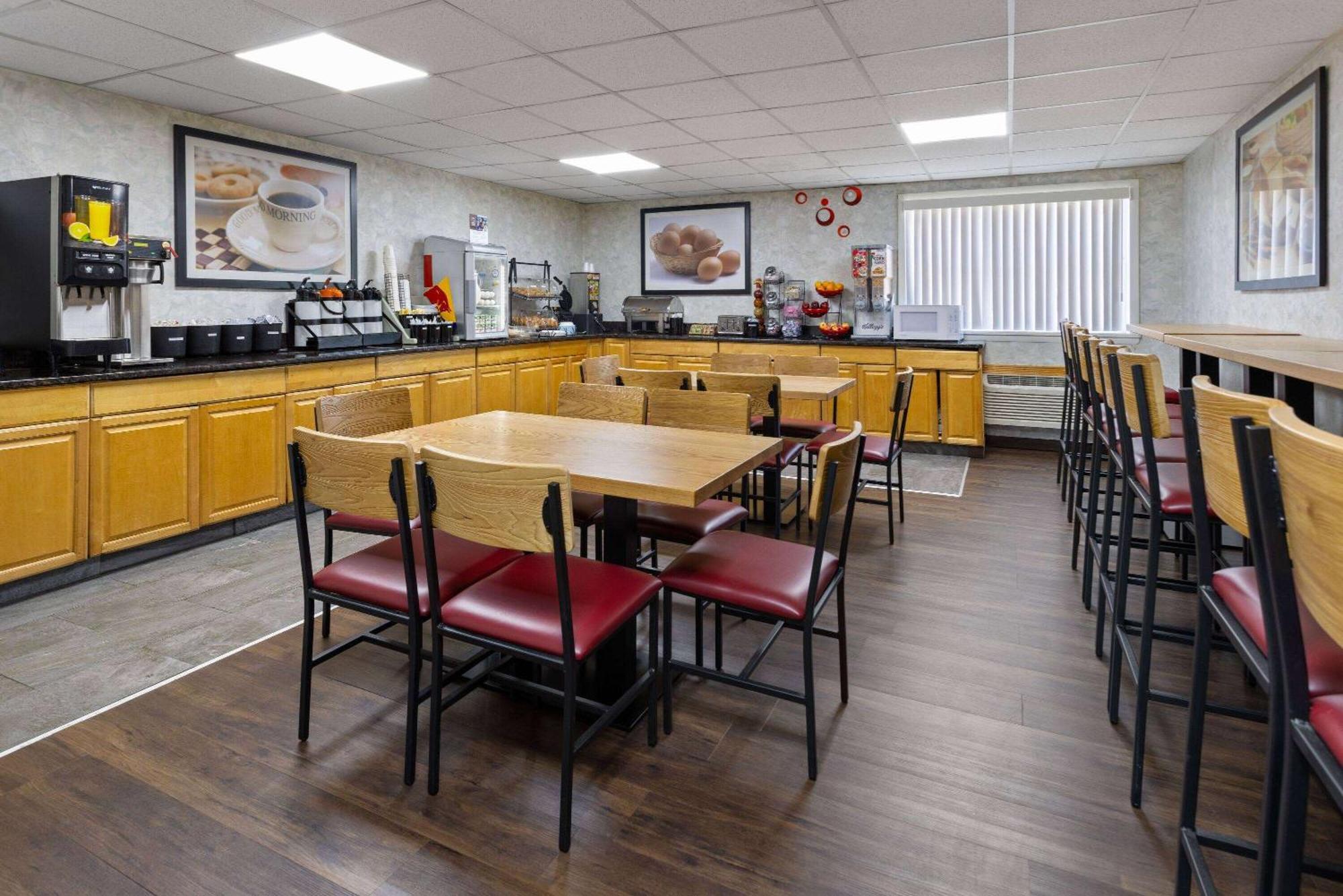 Hotel Ramada By Wyndham Parsippany Zewnętrze zdjęcie