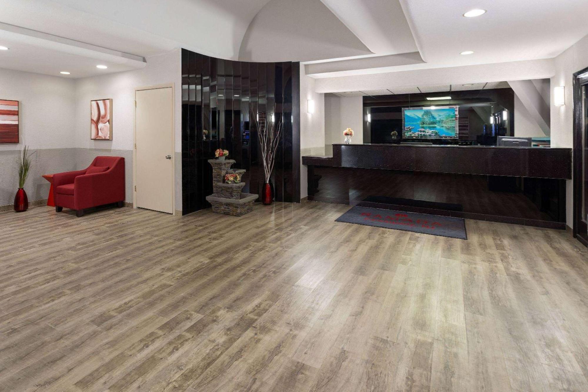 Hotel Ramada By Wyndham Parsippany Zewnętrze zdjęcie